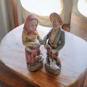 Homco Rustic Couple Sculpture with Red and Green Details